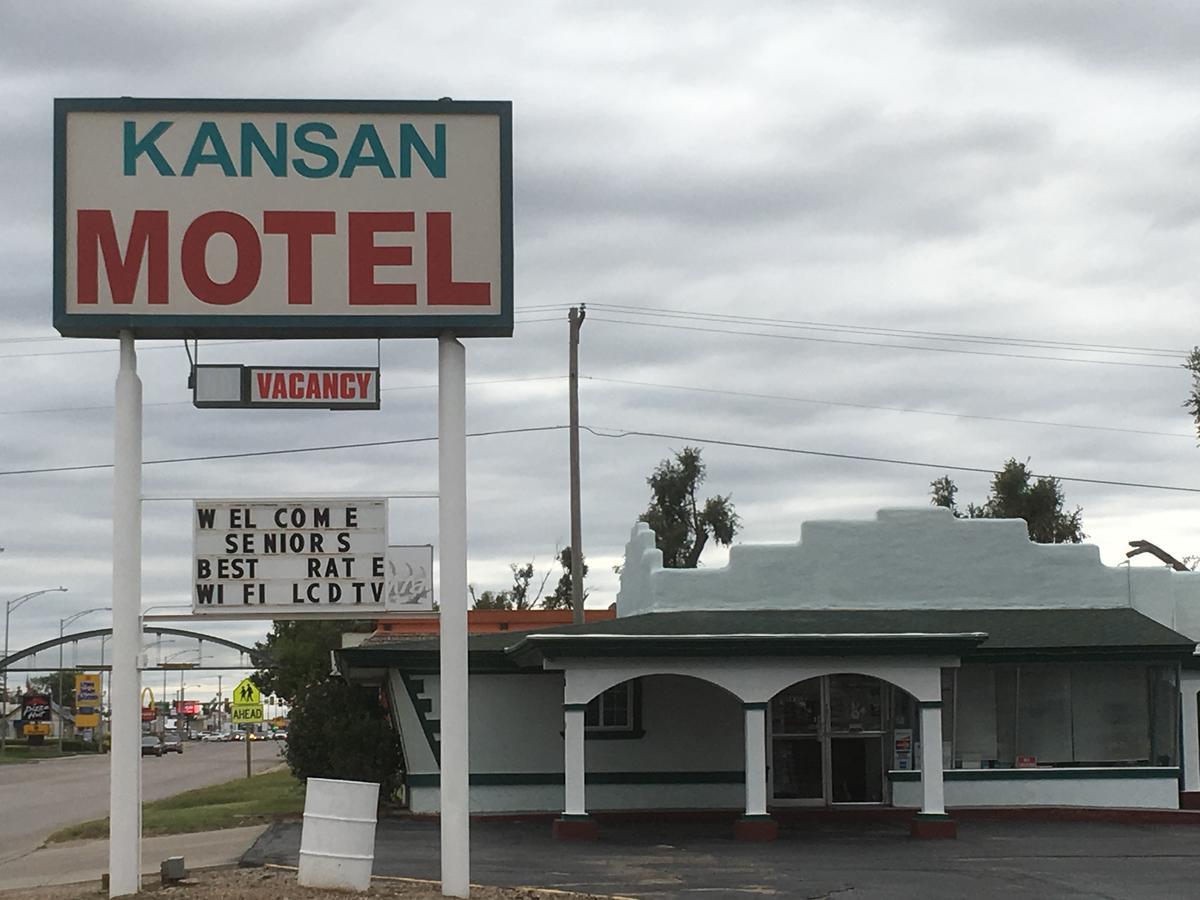 Kansan Motel Liberal Exterior photo